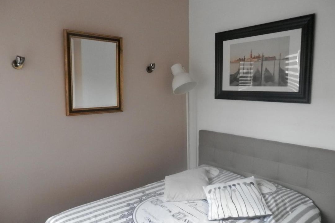 Photo of Bedroom in Centre Ville