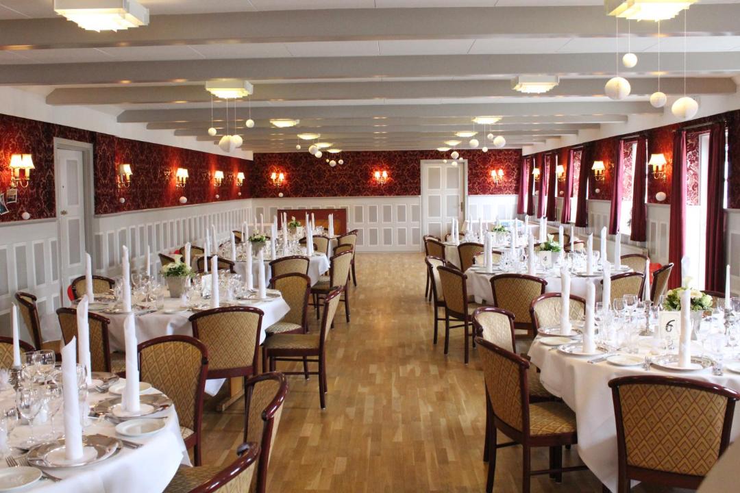 Photo of Others in Tambohuse