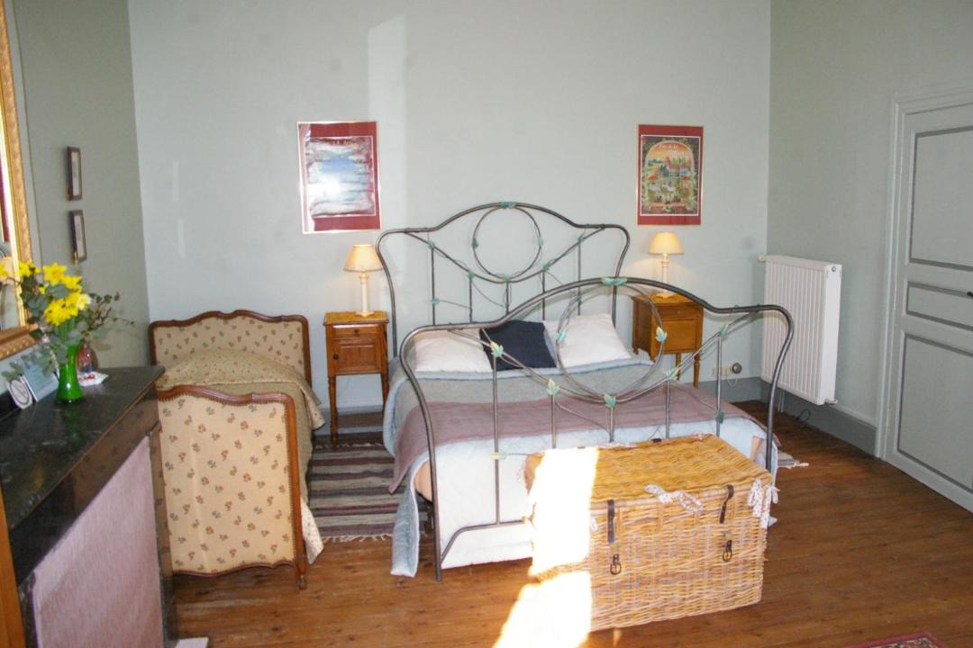 Photo of Others in Leran