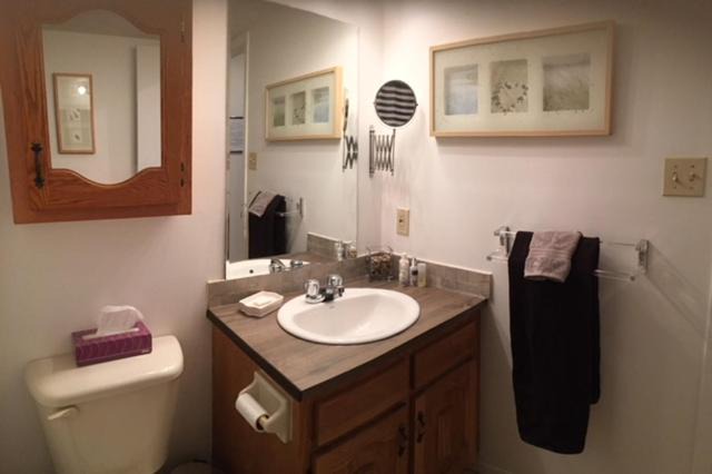 Photo of Bathroom in Magog