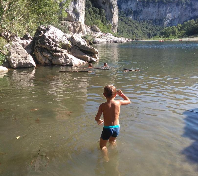 Photo of Human In Picture in Vallon-Pont-d'Arc