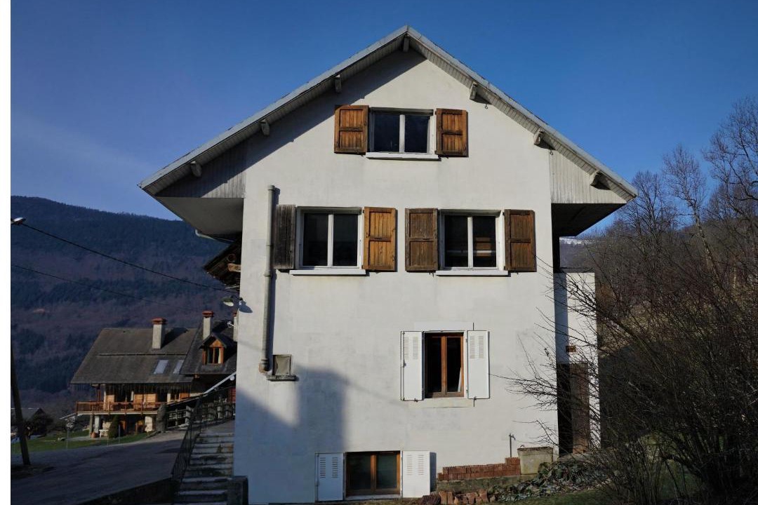 Photo of Buildings in Thoiry
