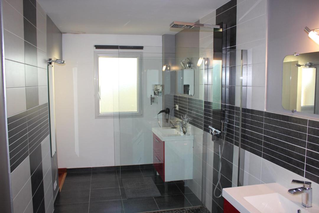 Photo of Others in Montbizot