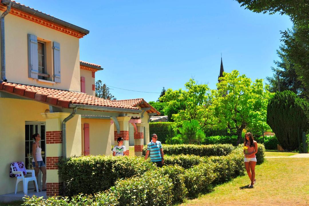 Photo of Others in Nerac
