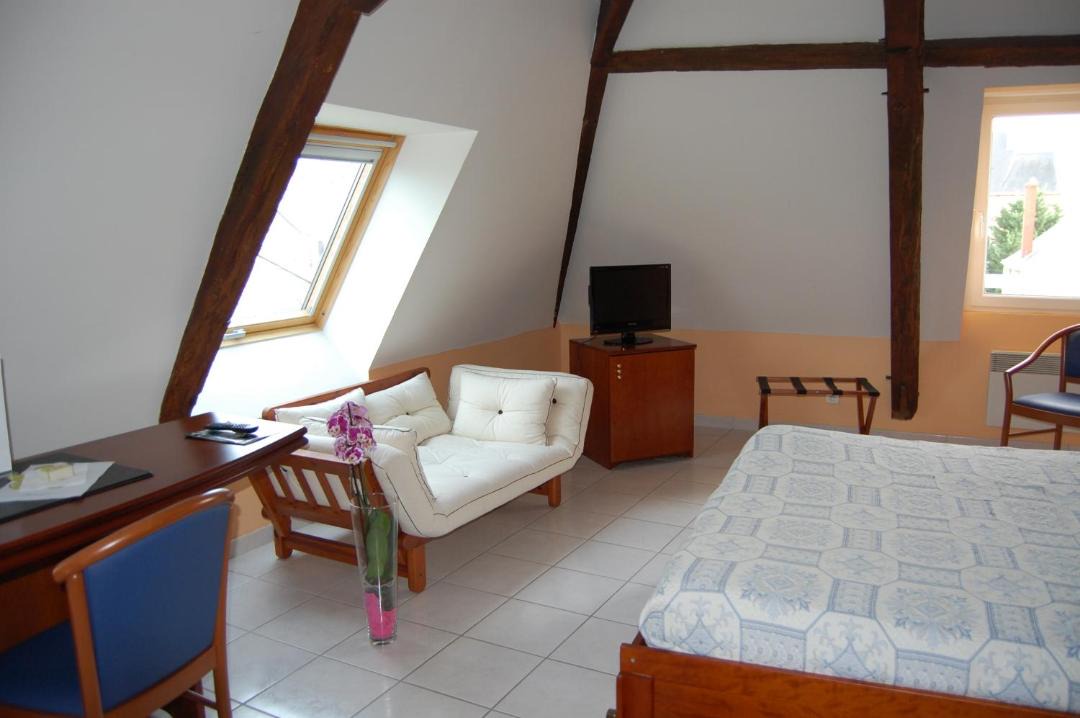 Photo of Others in La Suze-sur-Sarthe