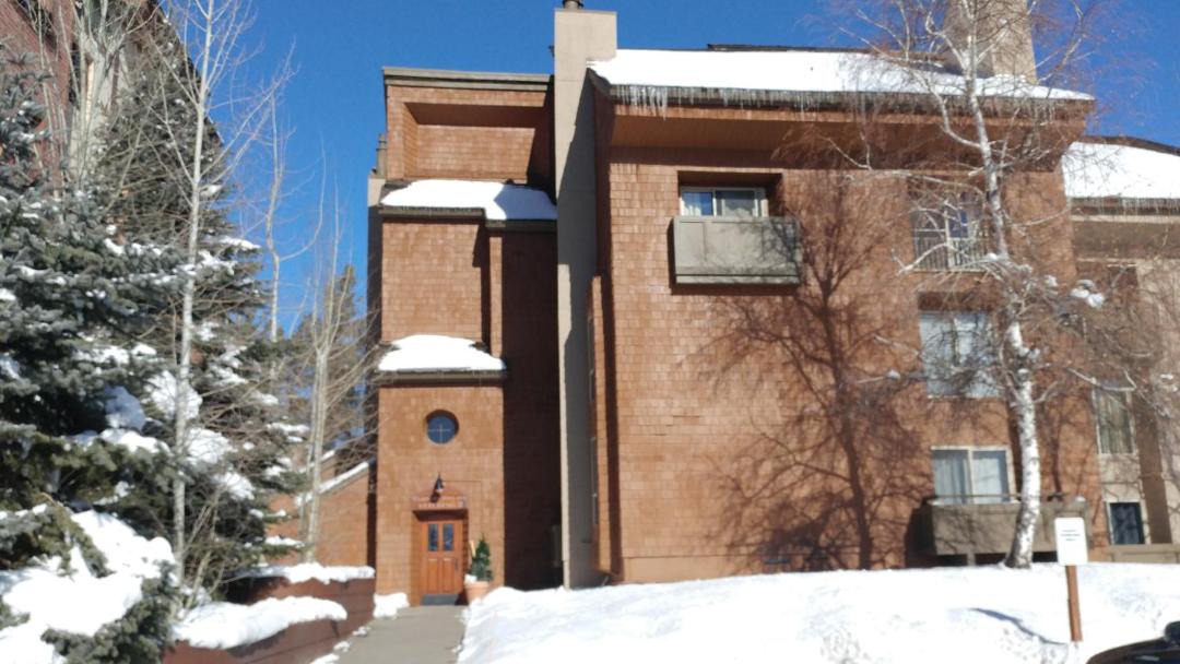 Photo of Buildings in Elkhorn Village