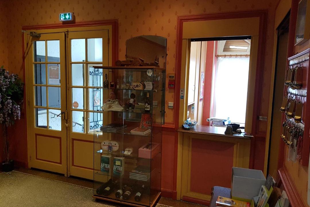 Photo of Others in Etain