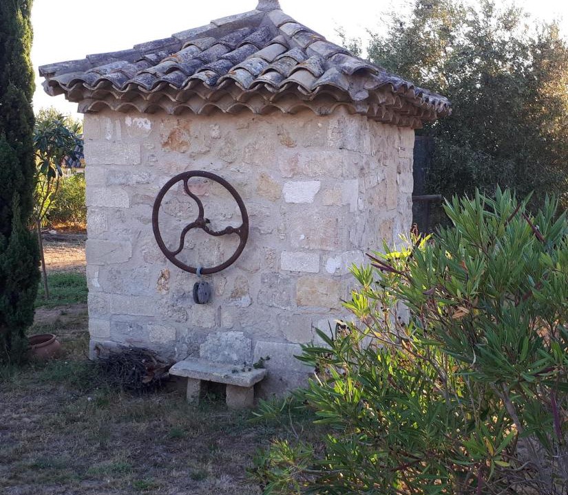 Photo of Buildings in Le Pouget