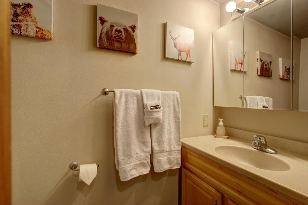 Photo of Bathroom in Baring