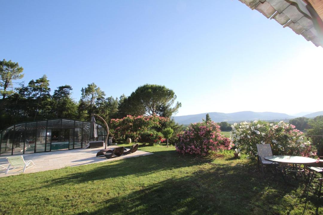 Photo of Others in Chomerac