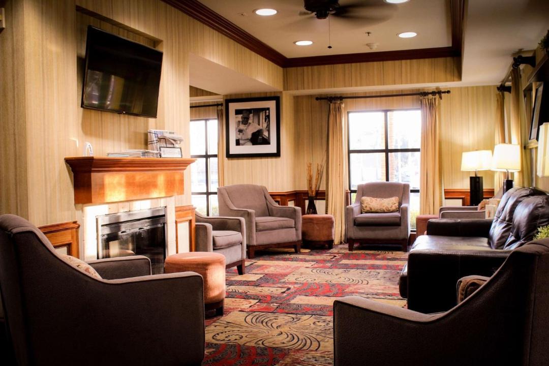 Photo of Livingroom in Colton