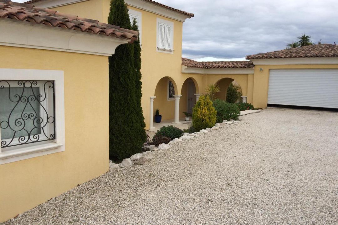 Photo of Buildings in Colomars