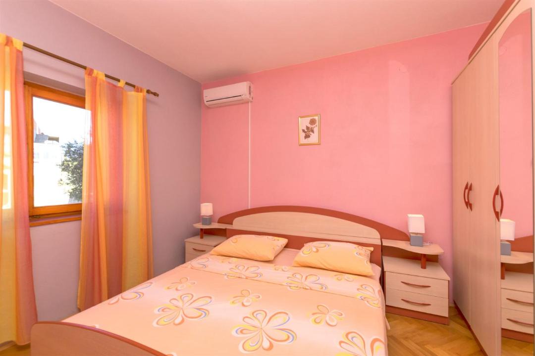 Photo of Bedroom in Brodarica