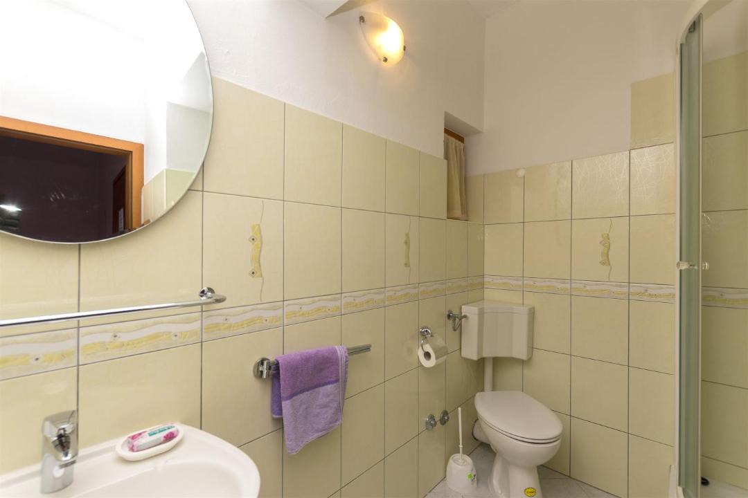 Photo of Bathroom in Brodarica