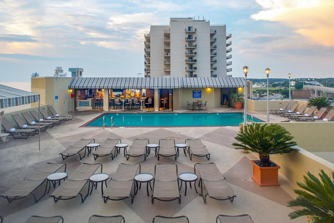 Photo of Patio Balcony in Northeast Virginia Beach