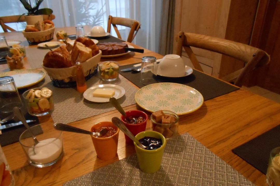 Photo of Others in Geney