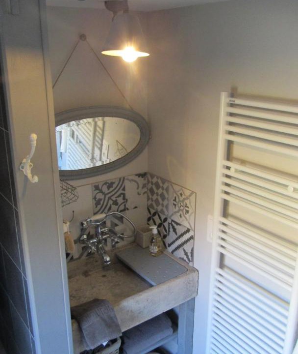 Photo of Others in Lain