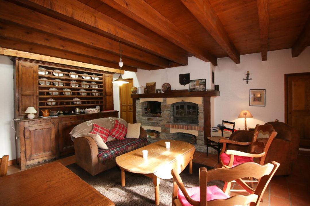 Photo of Livingroom in Mayregne