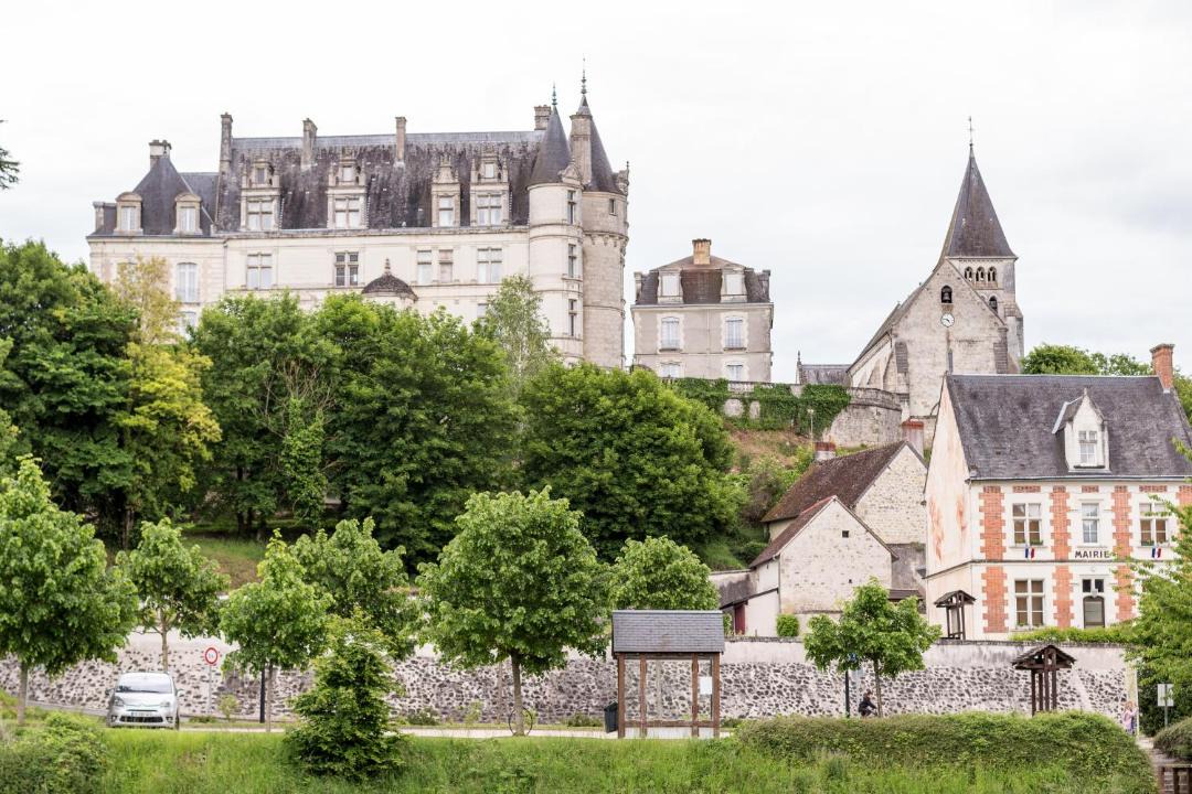 Photo of Buildings in Chateauvieux