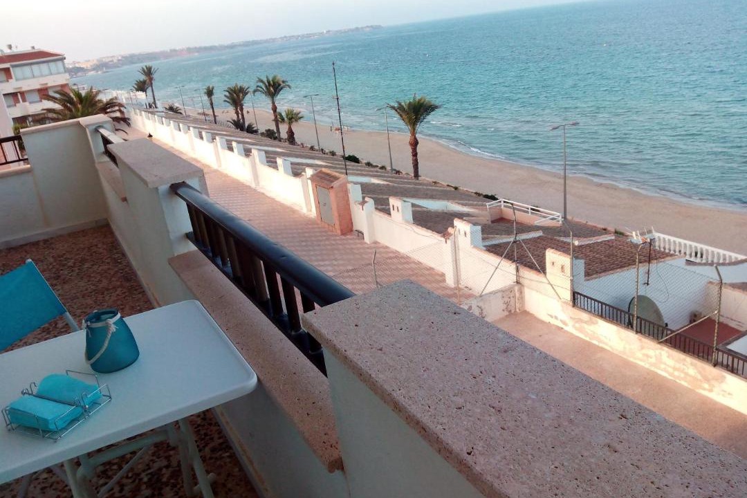 Photo of Patio Balcony in Mil Palmeras