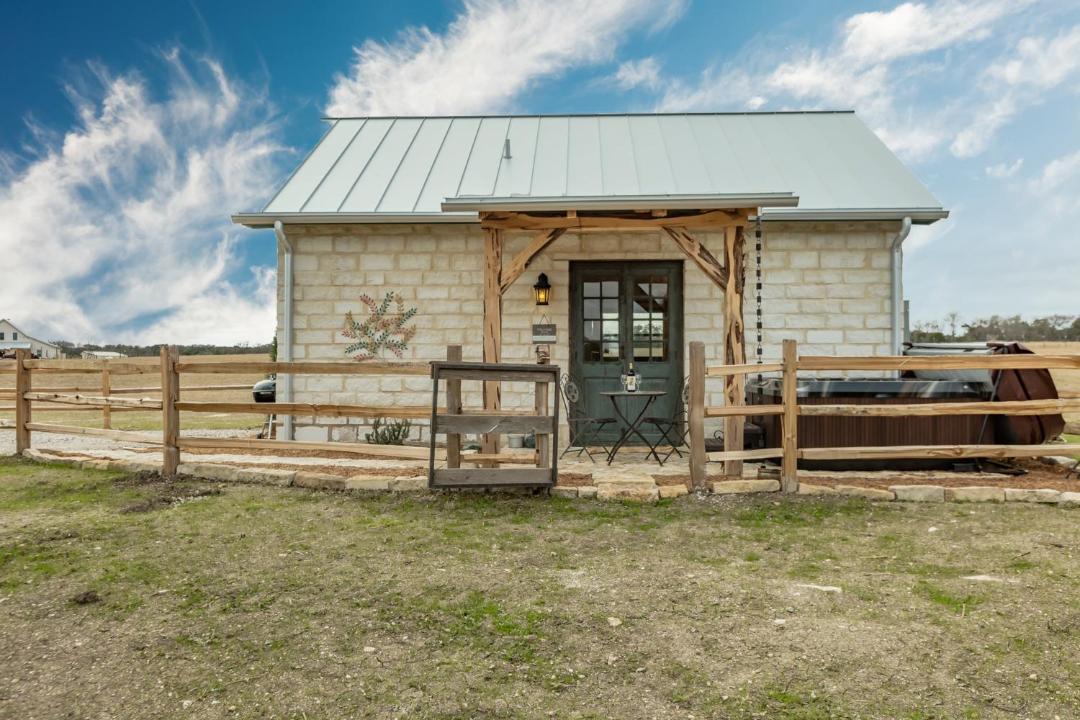 Photo of Buildings in Grapetown