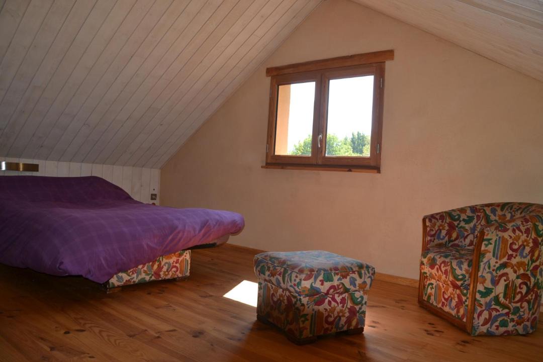 Photo of Others in Gembrie