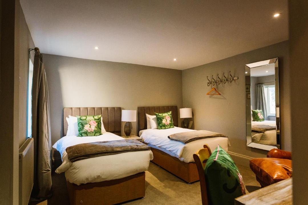 Photo of Others in Bampton