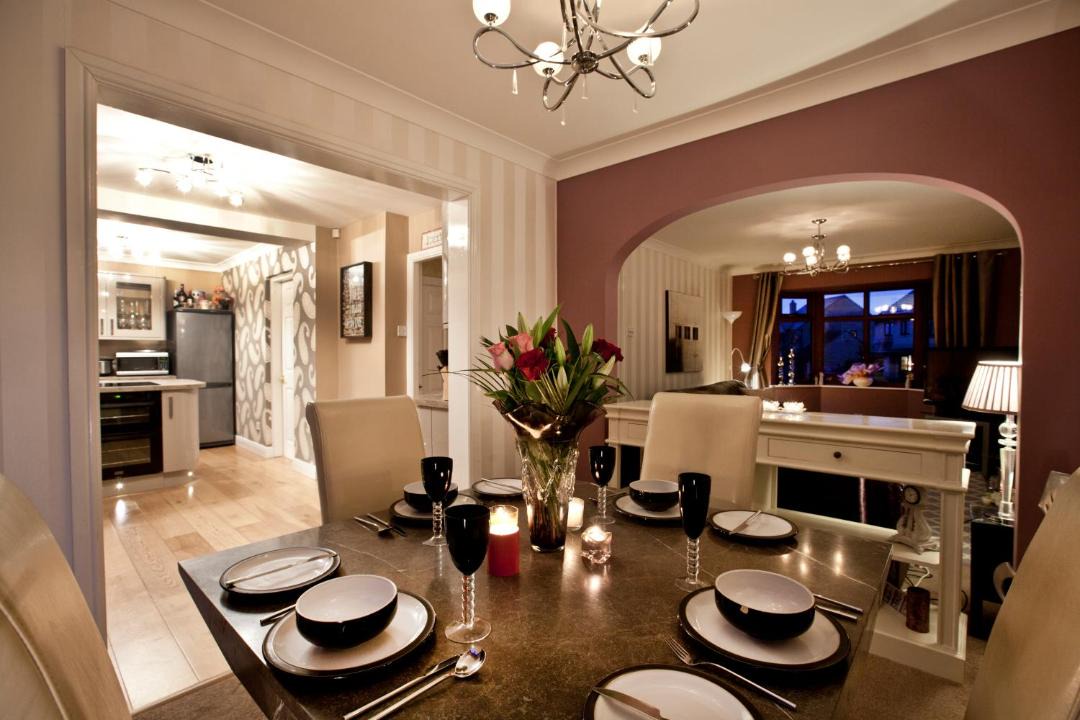 Photo of Livingroom in Idle