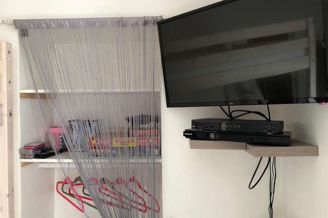 Photo of Kitchen in Outrechaise