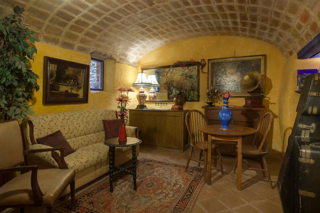 Photo of Others in Peratallada