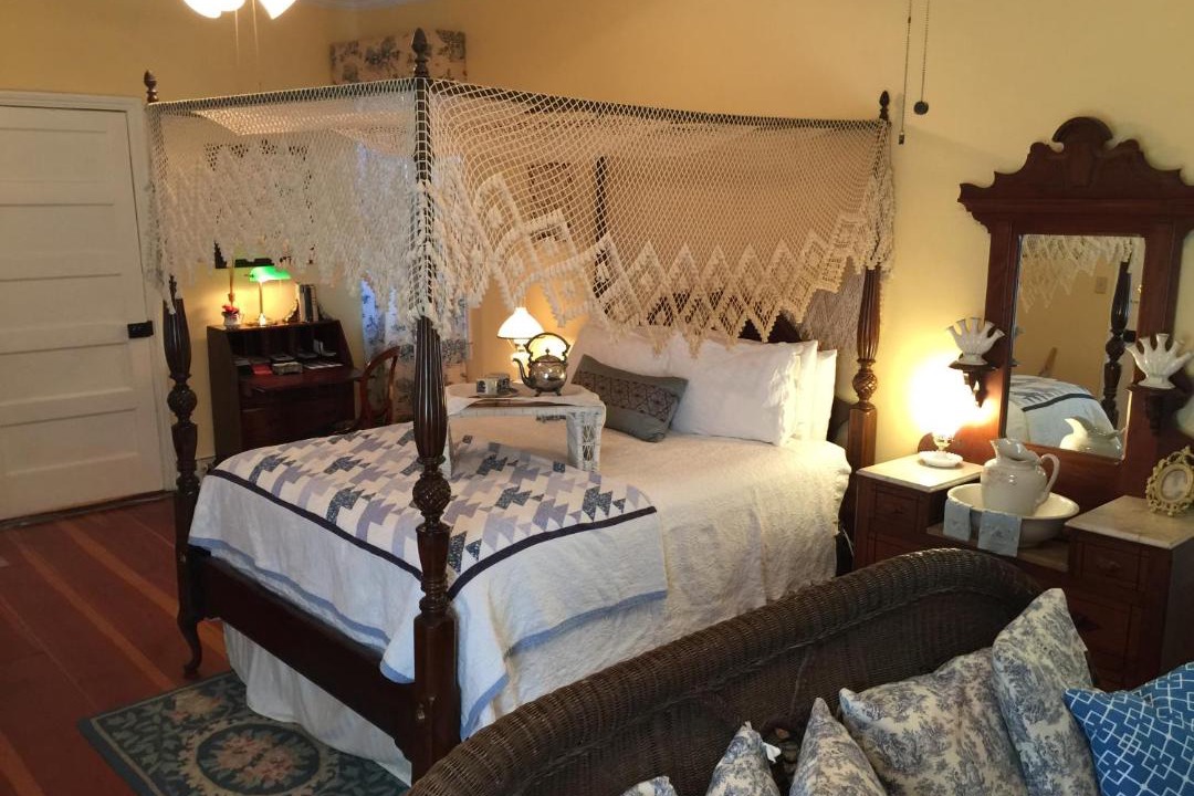 Photo of Bedroom in Natchez