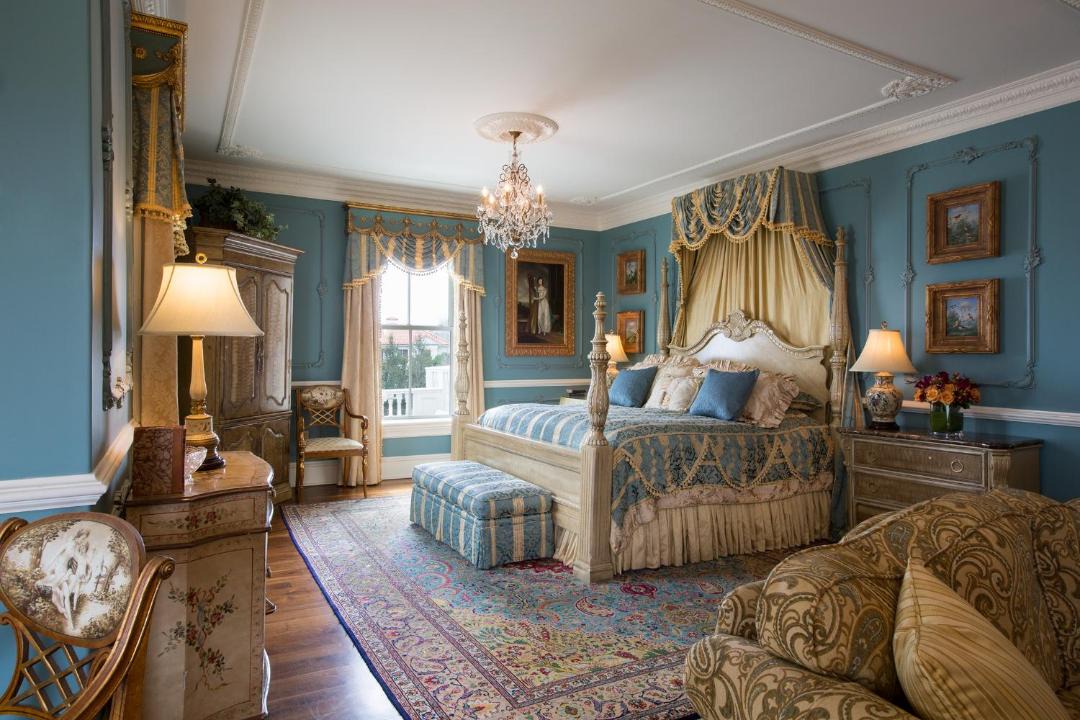 Photo of Others in Cliff Walk