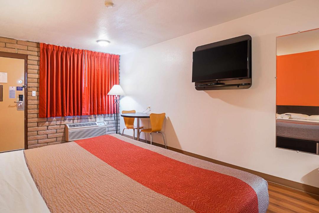 Photo of Bedroom in Safford