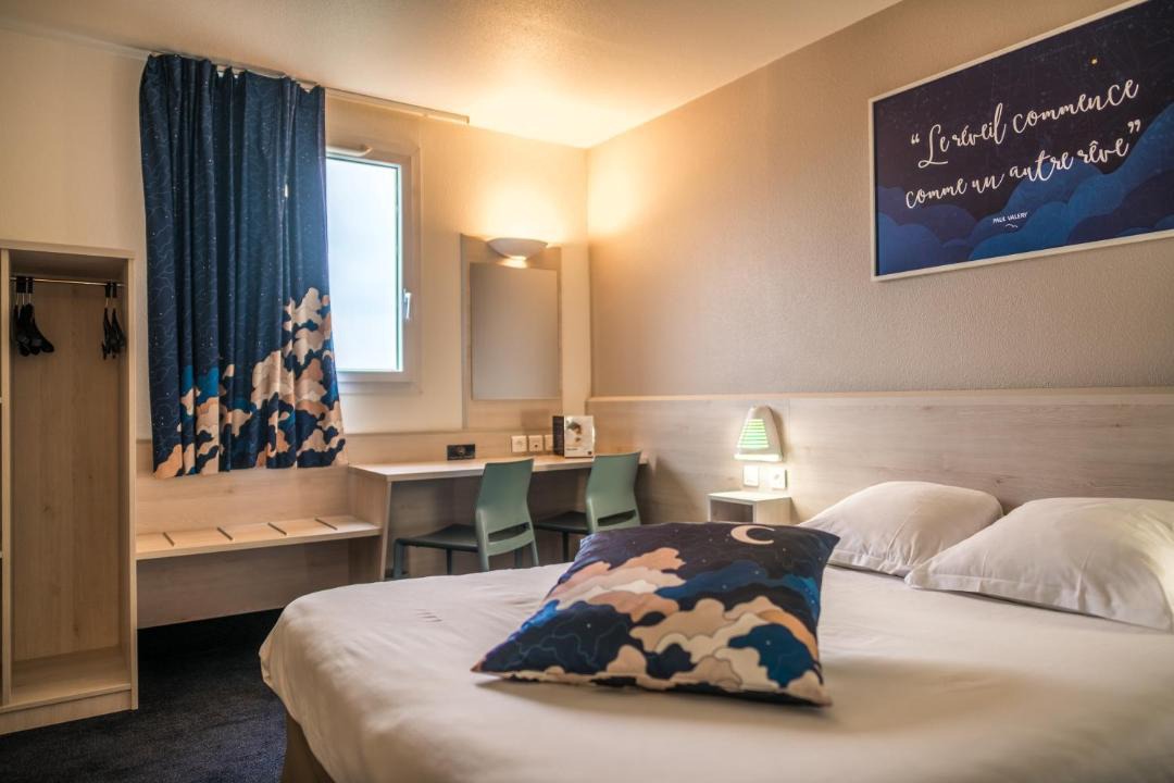 Photo of Bedroom in Cornebarrieu