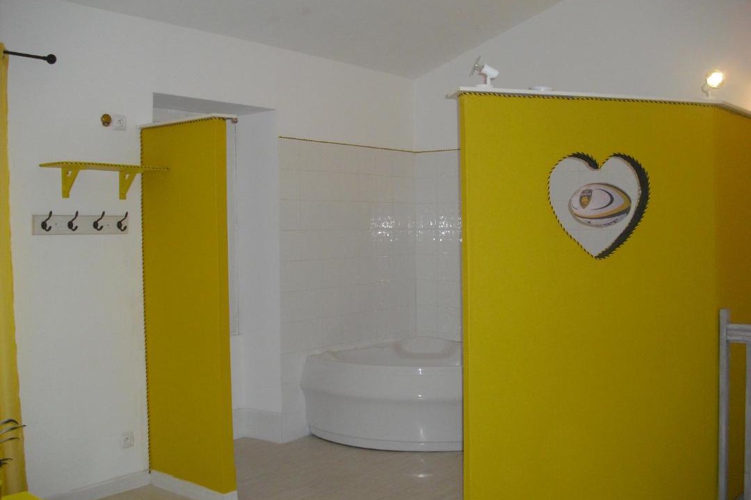 Photo of Others in Vix