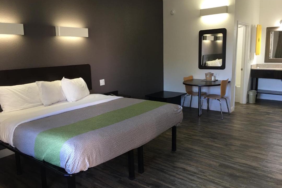 Photo of Bedroom in Twin Brook