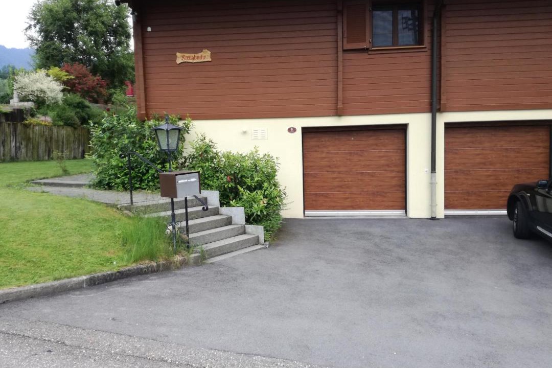 Photo of Buildings in Fluehli