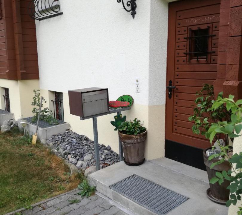Photo of Buildings in Fluehli