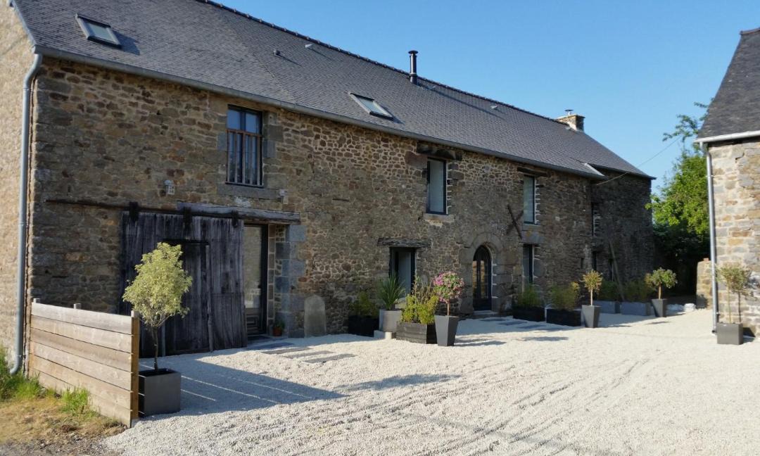 Photo of Buildings in Le Tronchet