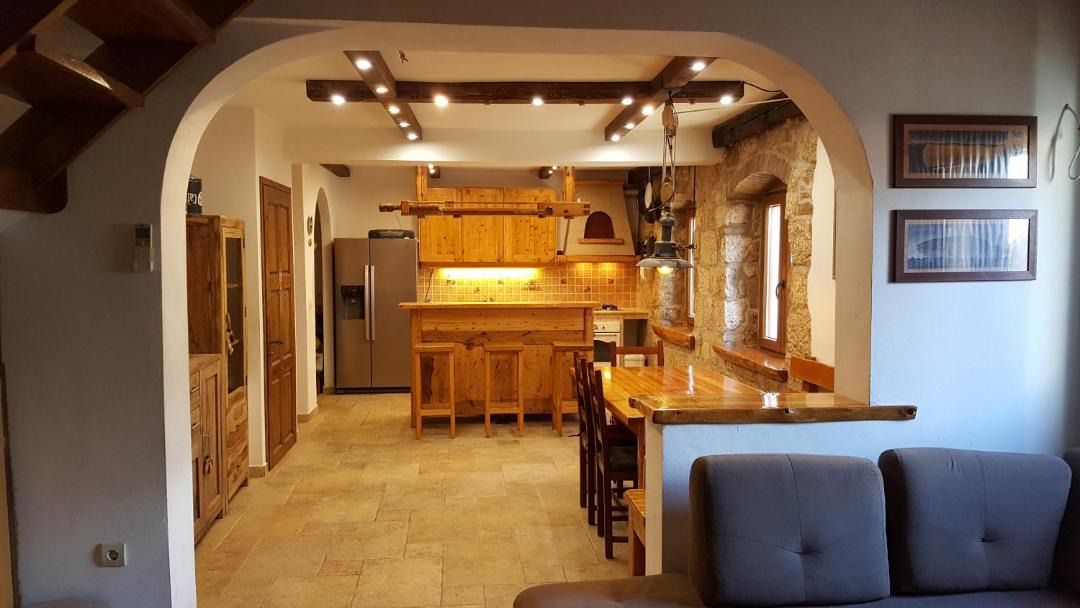 Photo of Kitchen in Cove Tri Zala (Zrnovo)