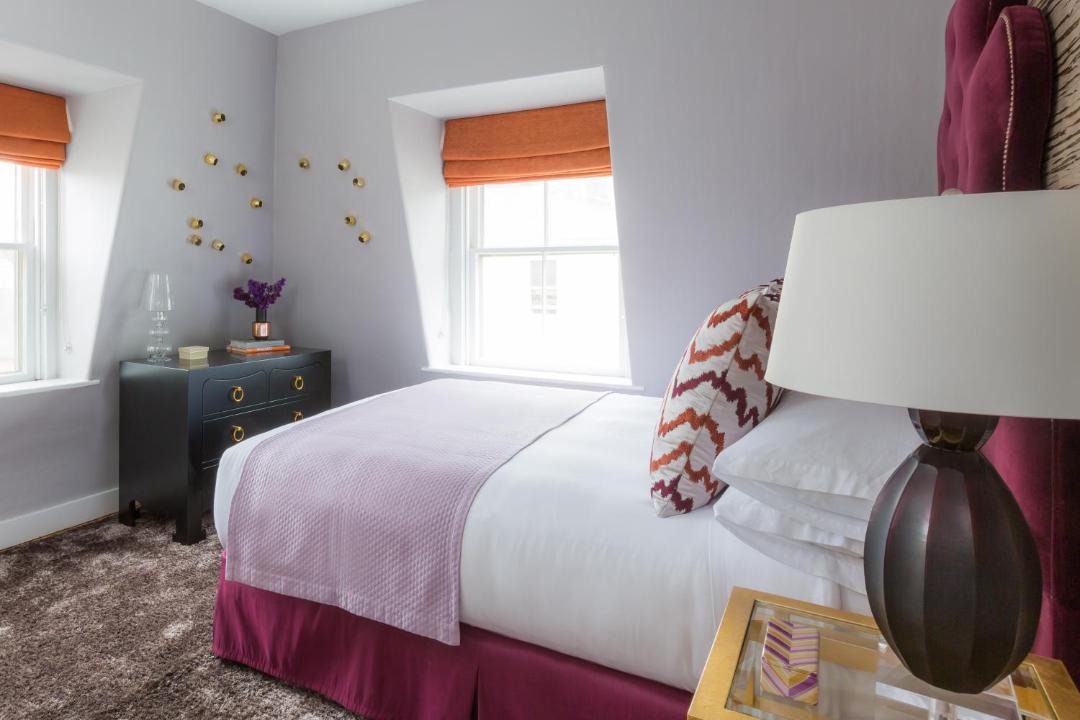 Photo of Others in Top of the Hill