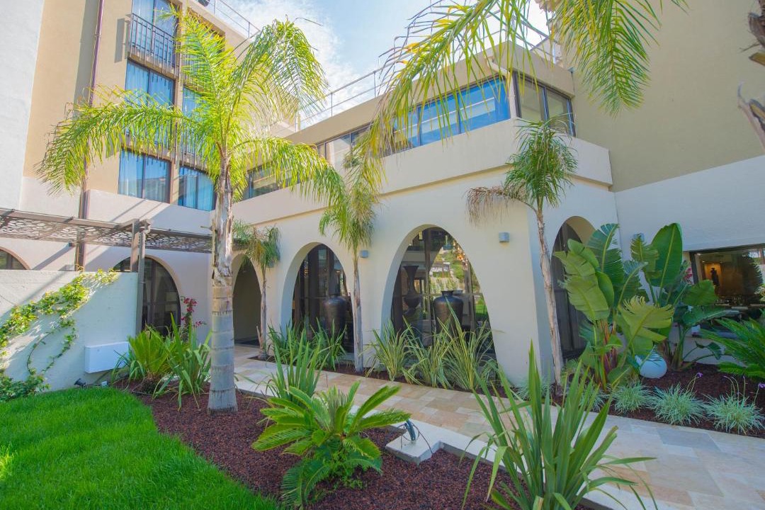 Photo of Others in Carros