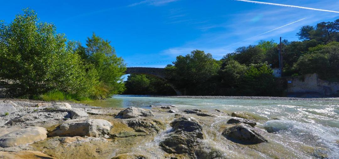 Photo of Others in Faucon