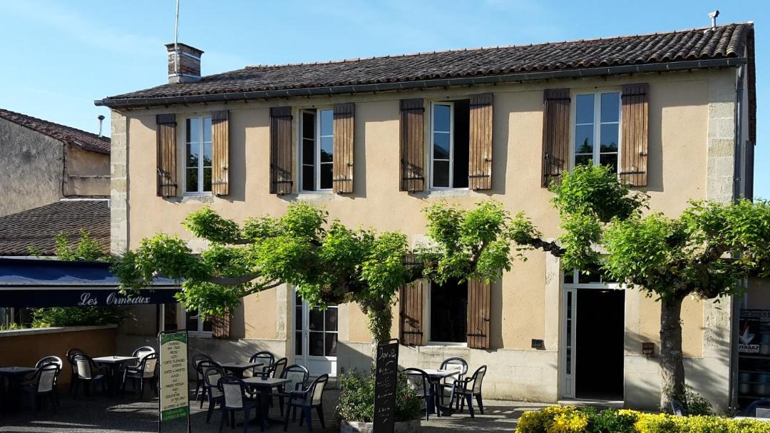 Photo of Others in Sauternes
