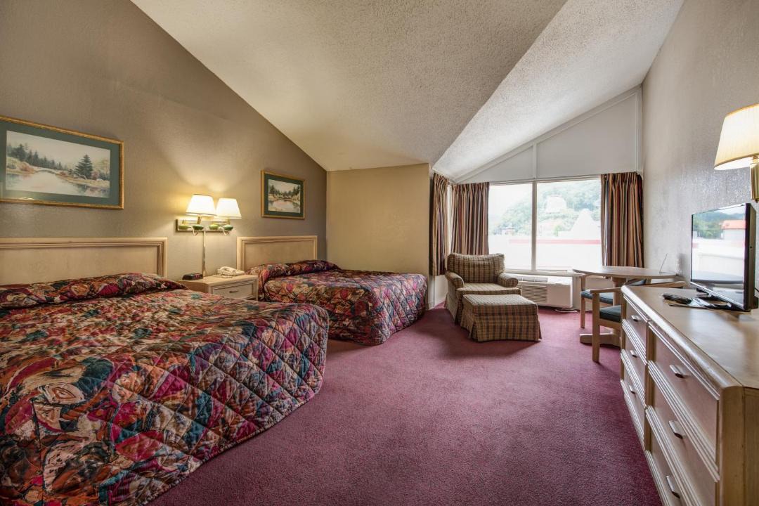 Photo of Bedroom in Pigeon Forge