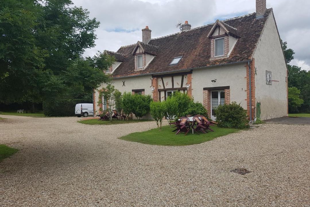Photo of Buildings in Lassay-sur-Croisne