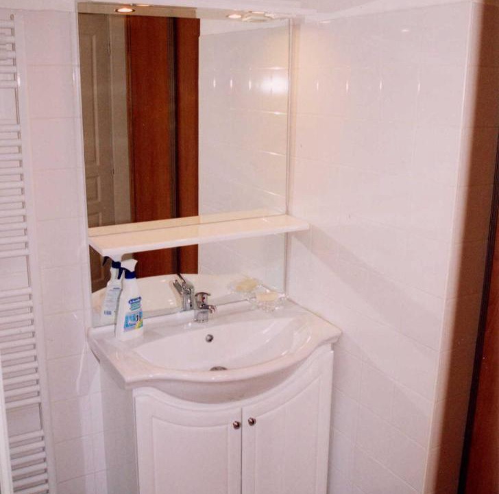 Photo of Bathroom in Lassay-sur-Croisne