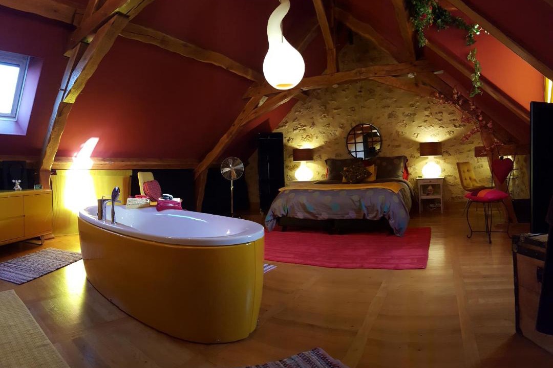 Photo of Others in Yvre-l'Eveque