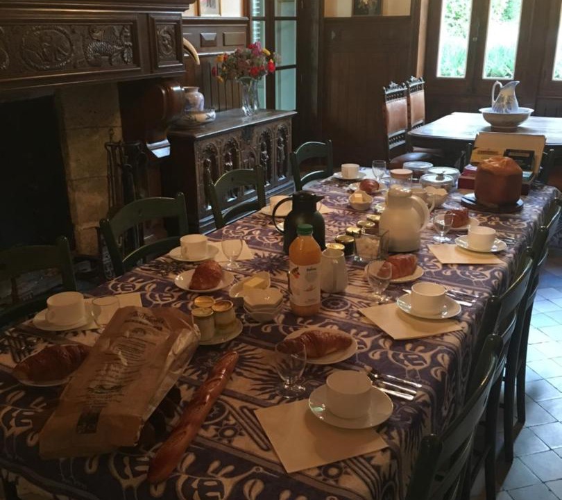 Photo of Others in Vieu