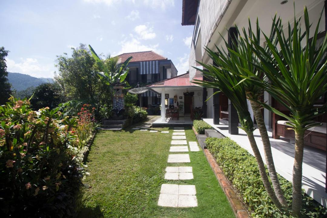 Photo of Others in Munduk